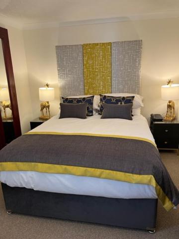The Masons Arms Hotel Bridgend  Luaran gambar