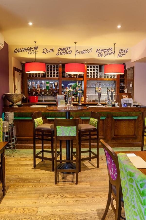 The Masons Arms Hotel Bridgend  Luaran gambar